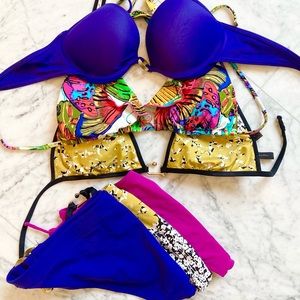 Set of 3 bikinis!